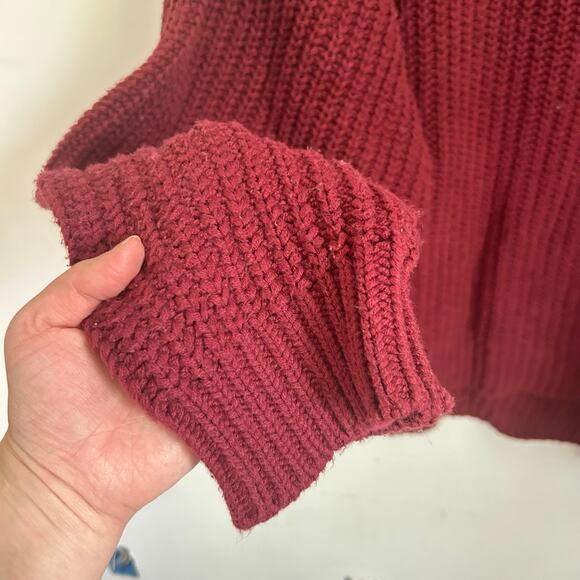 Free People Swim Too Deep Turtle Neck Oversized Knitted Sweater Size L Red - Picture 5 of 6